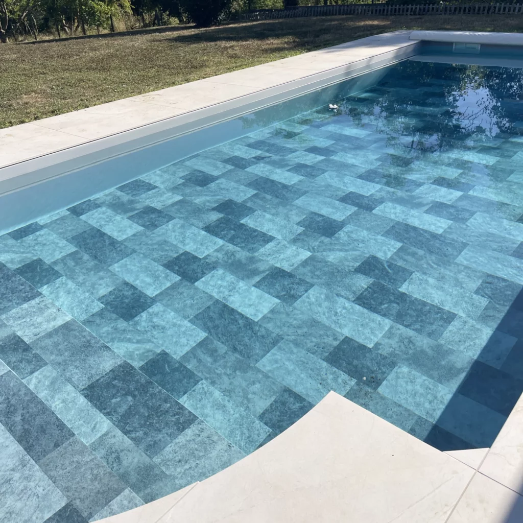 piscine-membrane-square